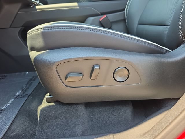 2026 GMC Acadia Denali - Photo 24