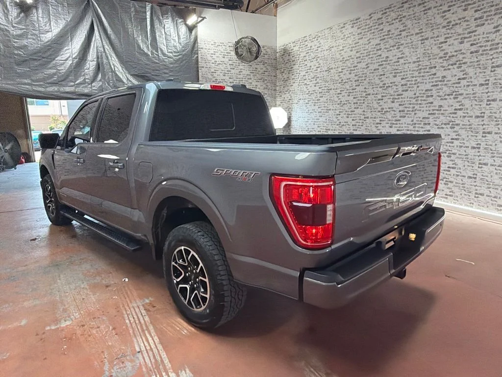Used 2023 Gray Ford XLT image 5