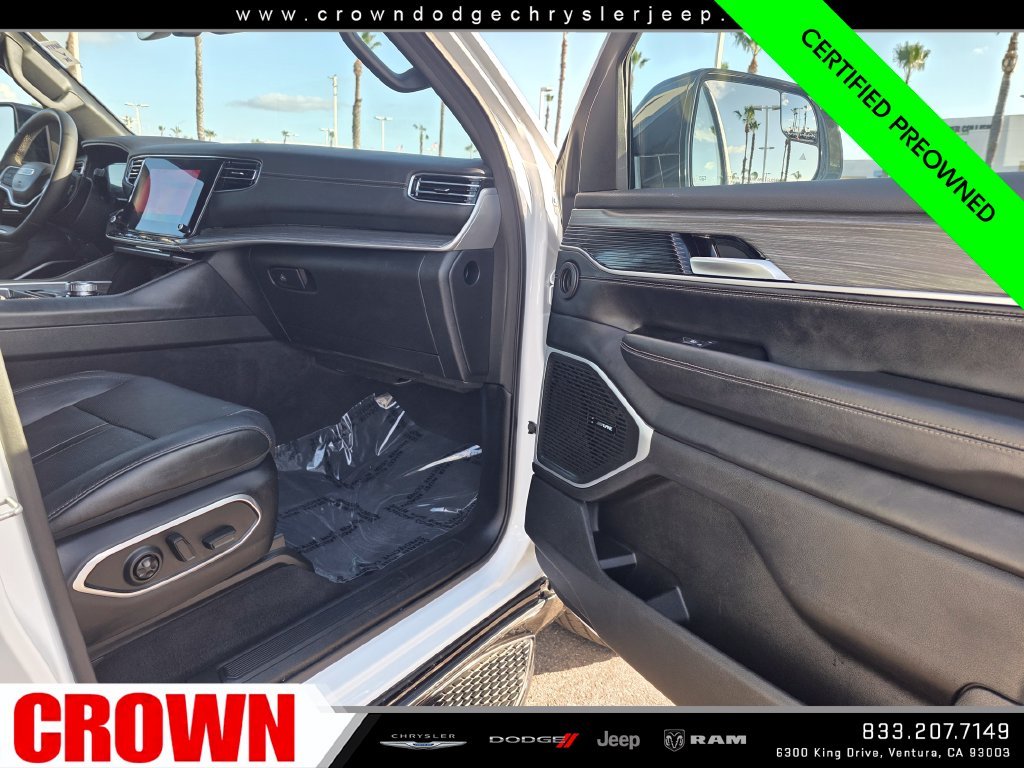 Certified Used 2024 White Jeep Series II image 14