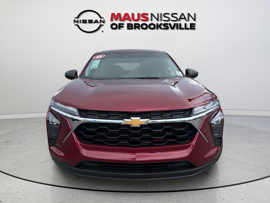 Used 2025 Red Chevrolet LS image 3