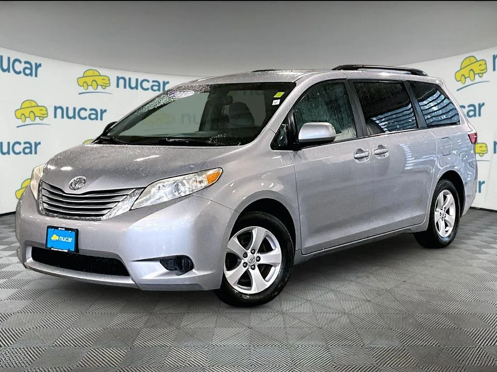 Used 2017 Gray Toyota LE image 3