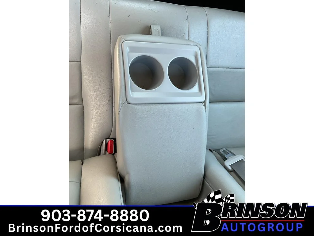 Used 2018 Classic Silver Metallic Toyota LE image 16