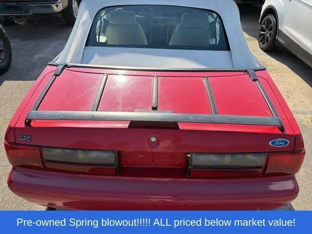 Used 1993 Red Ford LX image 8