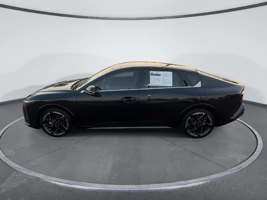 Used 2025 Black Kia GT-Line image 4