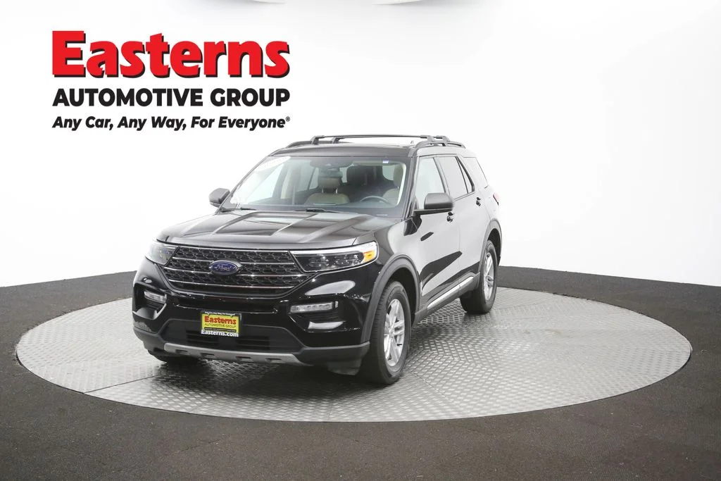 Used 2022 Black Ford XLT image 53
