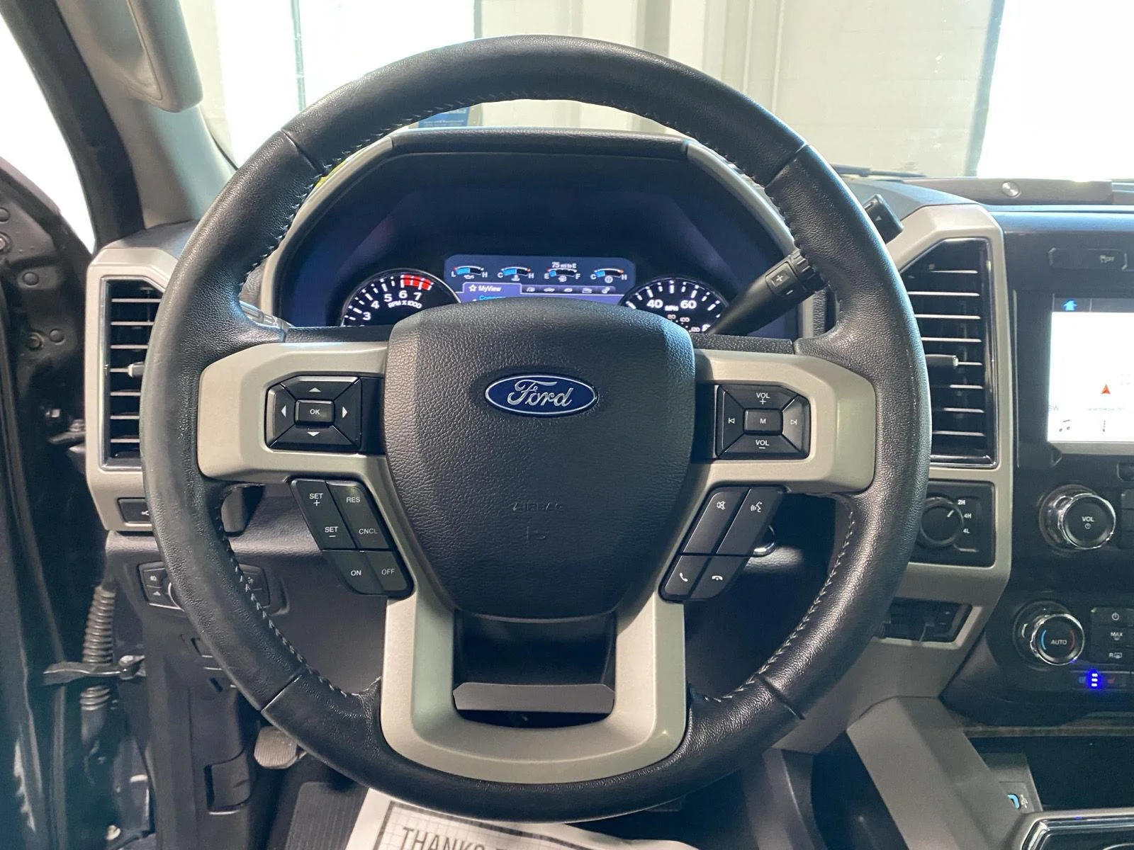 Used 2019 Magnetic Ford LARIAT image 31