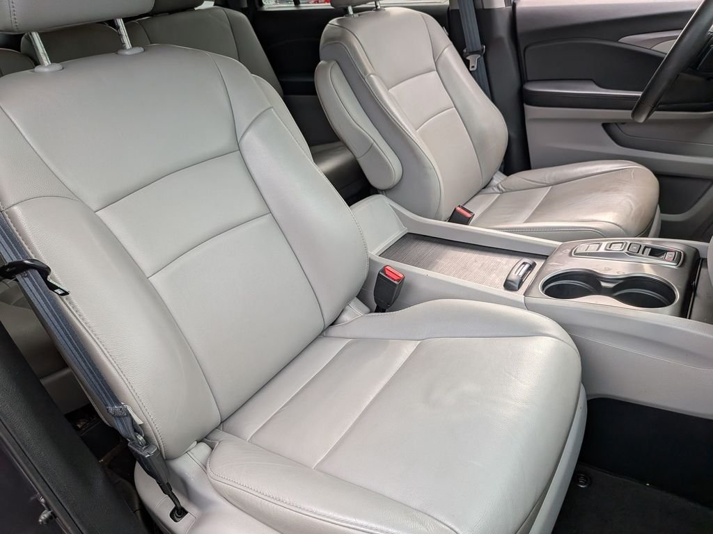 Used 2021 Gray Honda EX-L image 33