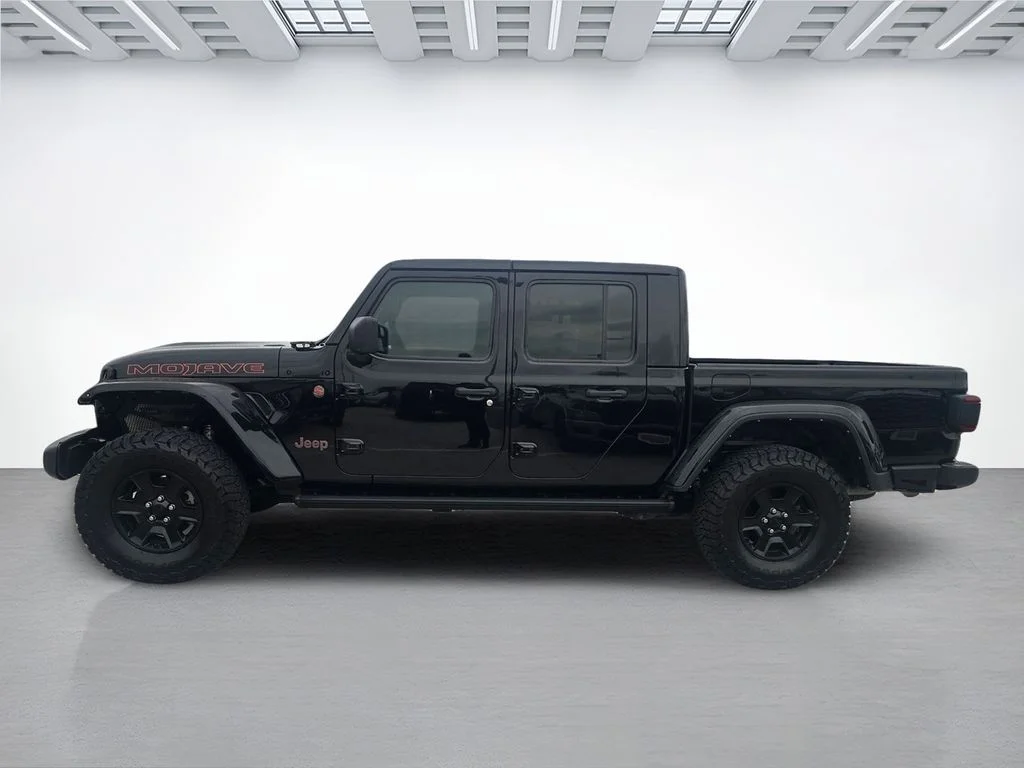 Used 2021 Black Jeep Mojave image 6