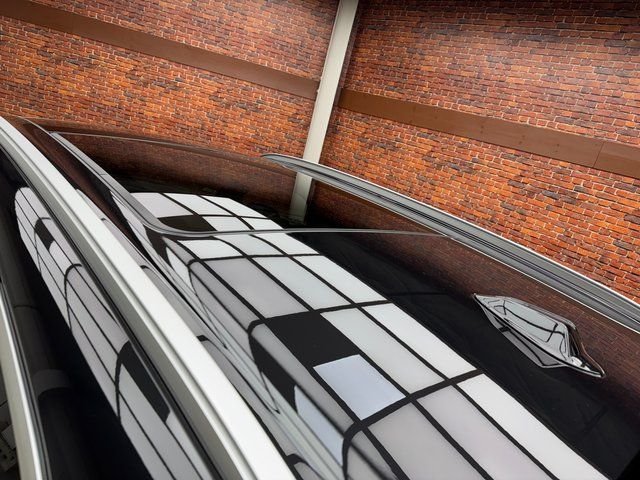Used 2026 Black BMW xDrive40i image 25