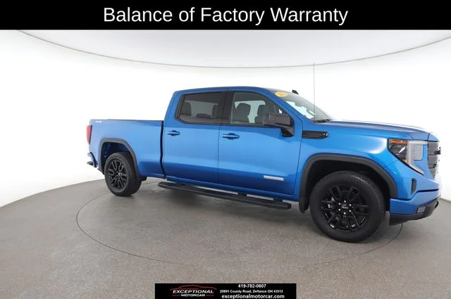 Used 2023 Blue GMC Elevation image 26