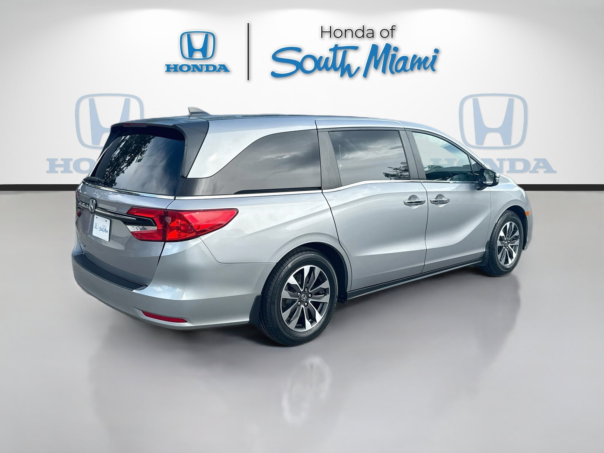 2023 Honda Odyssey EX-L - Photo 7