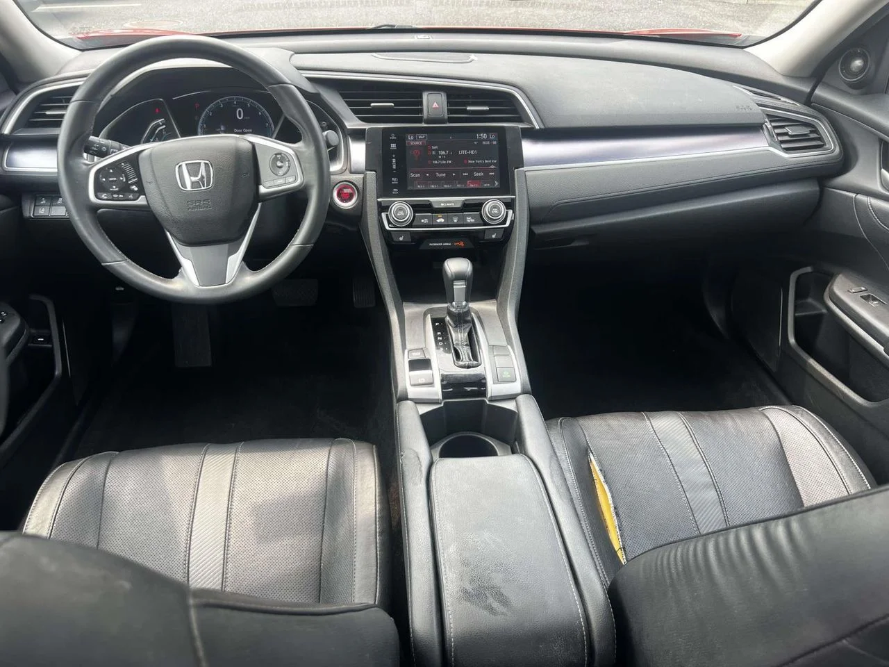Used 2016 Red Honda Touring image 20