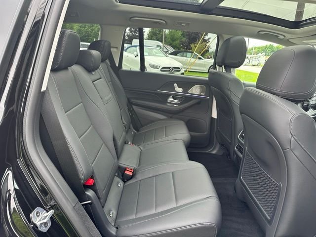 New 2026 Obsidian Black Metallic Mercedes-Benz GLS 450 image 20