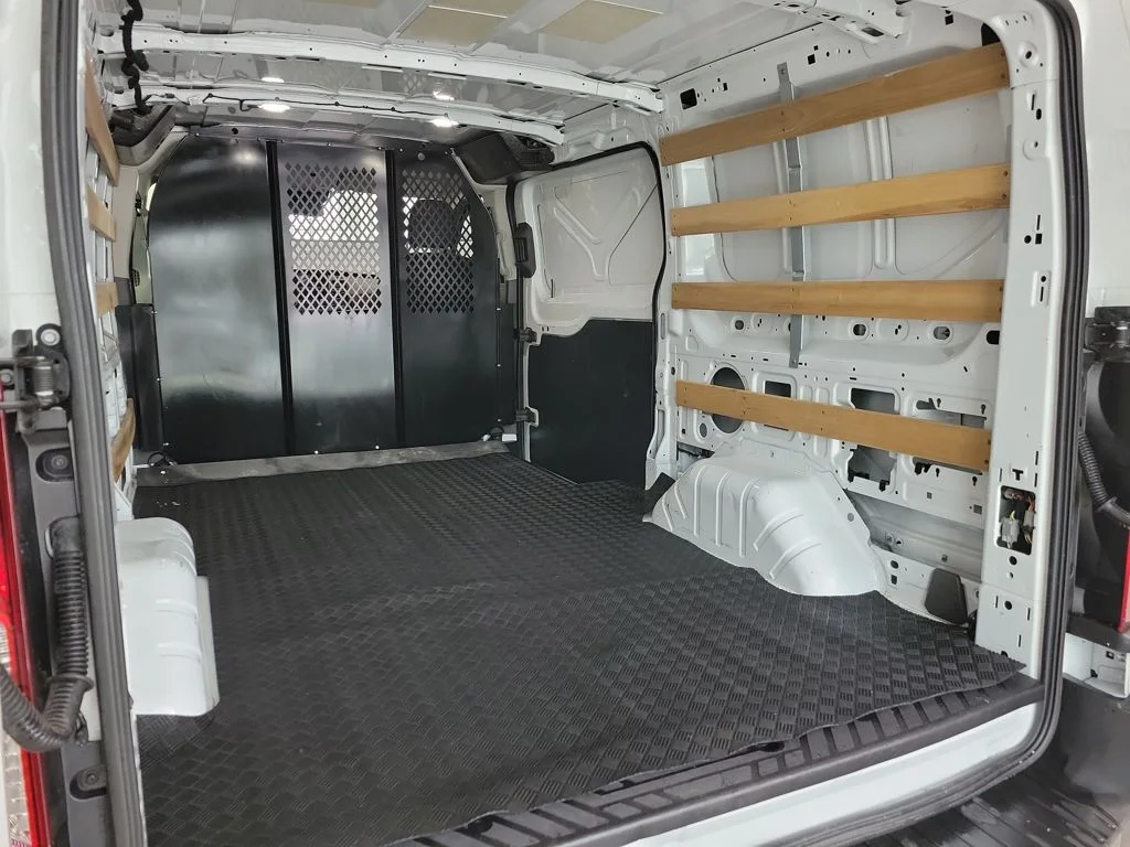 Used 2024 Oxford White Ford Base image 11
