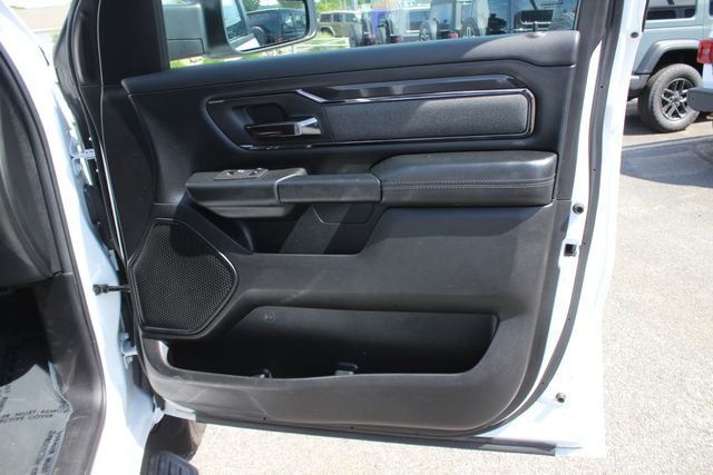 Used 2021 White Ram Big Horn/Lone Star image 32