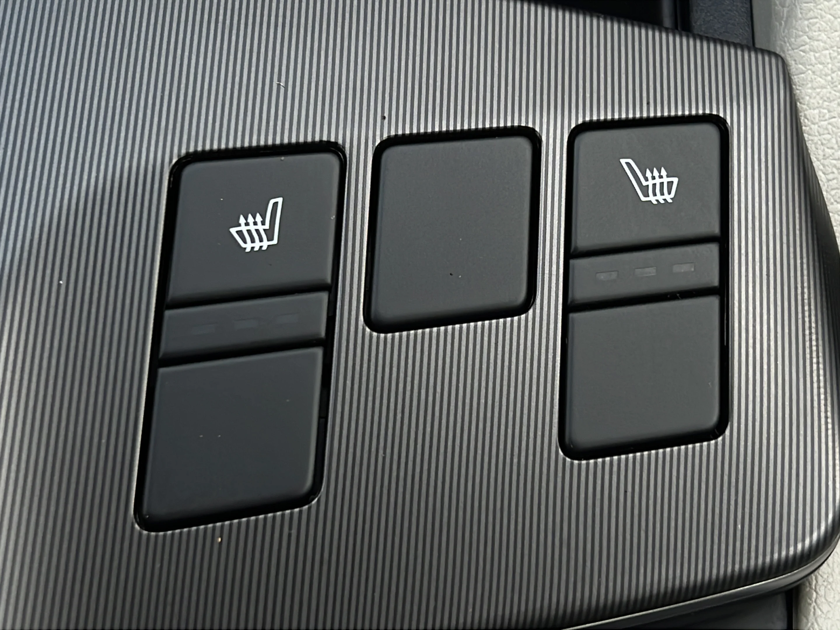 Used 2026 Fusion Black Kia EX image 17