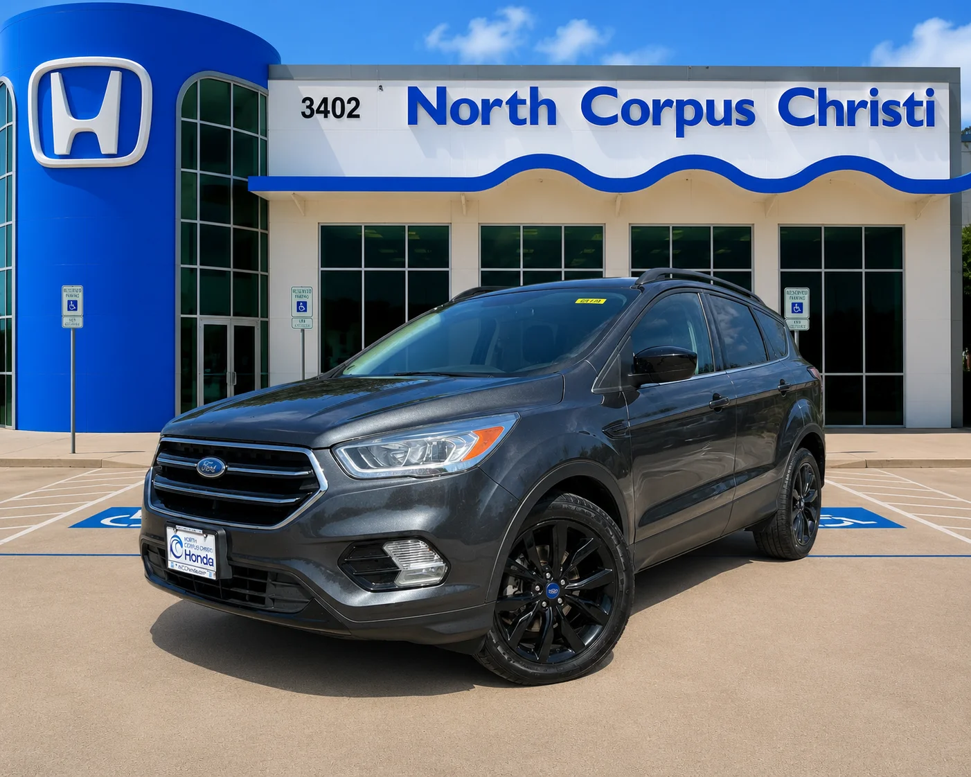 Used 2018 Gray Ford SE image 1