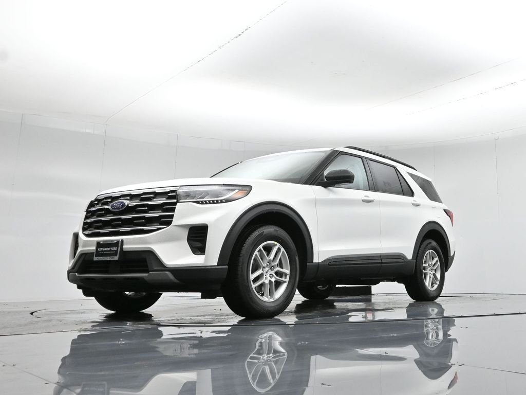 New 2026 Star White Metallic Tri-Coat Ford Active image 75