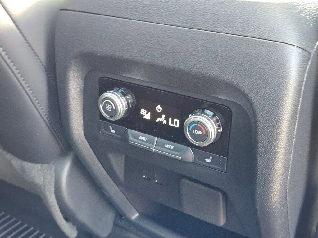2026 GMC Acadia AT4 - Photo 11