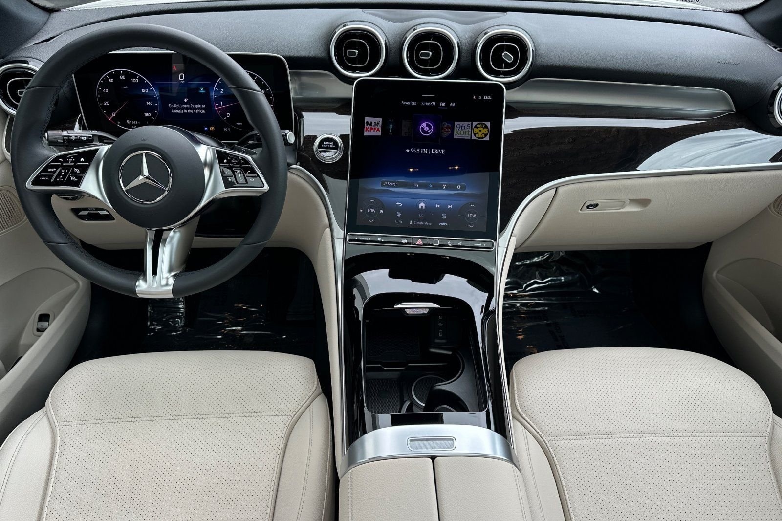 Certified Used 2026 White Mercedes-Benz GLC 300 image 13