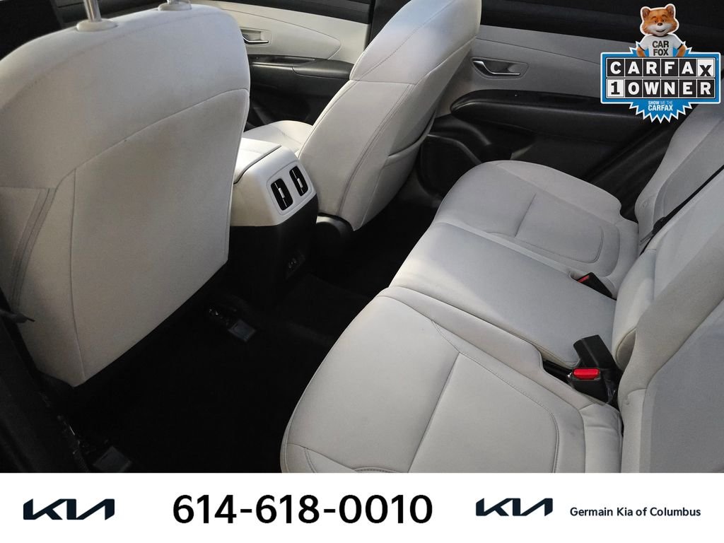 Used 2025 Black Hyundai SEL image 20