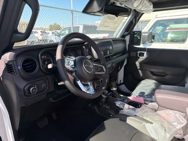New 2027 Bright White Clear-Coat Paint Jeep Sport S image 9