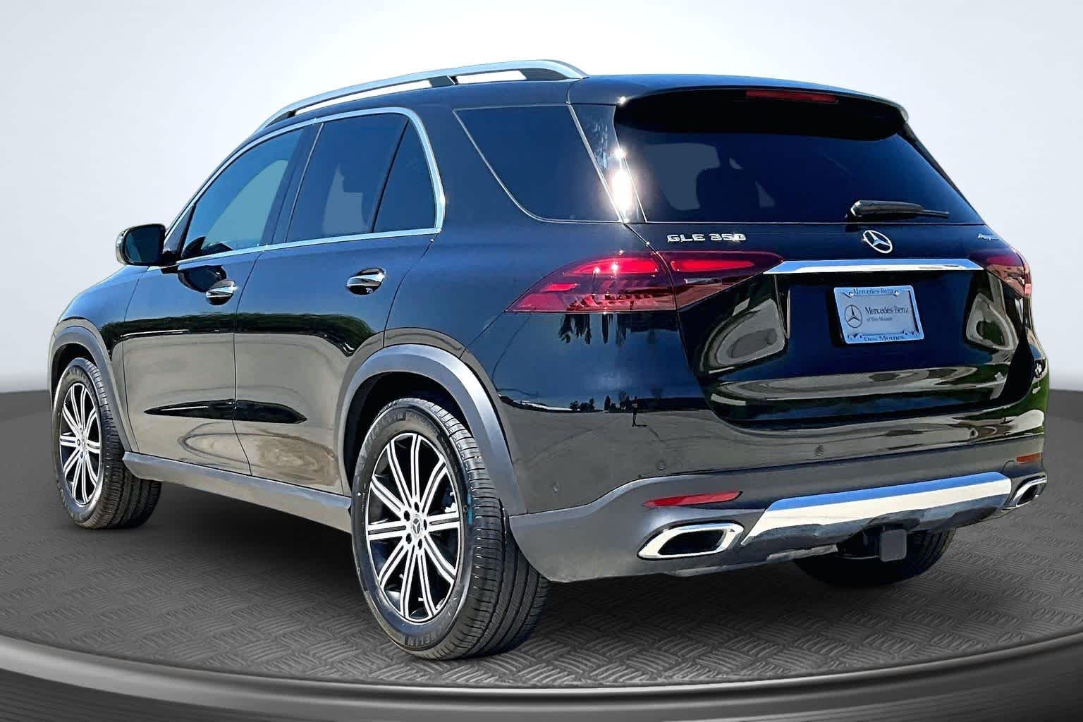 New 2026 Obsidian Black Metallic Mercedes-Benz GLE 350 image 4