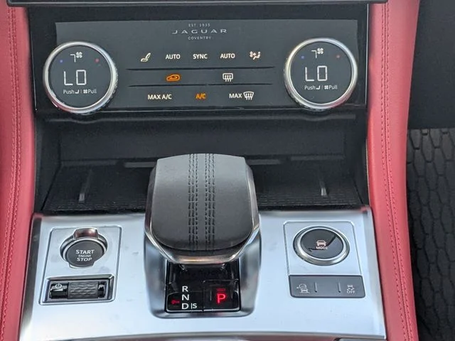 2026 Jaguar F-Pace R-Dynamic S - Photo 19