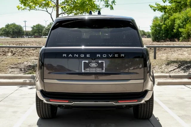 New 2026  Land Rover SE image 12
