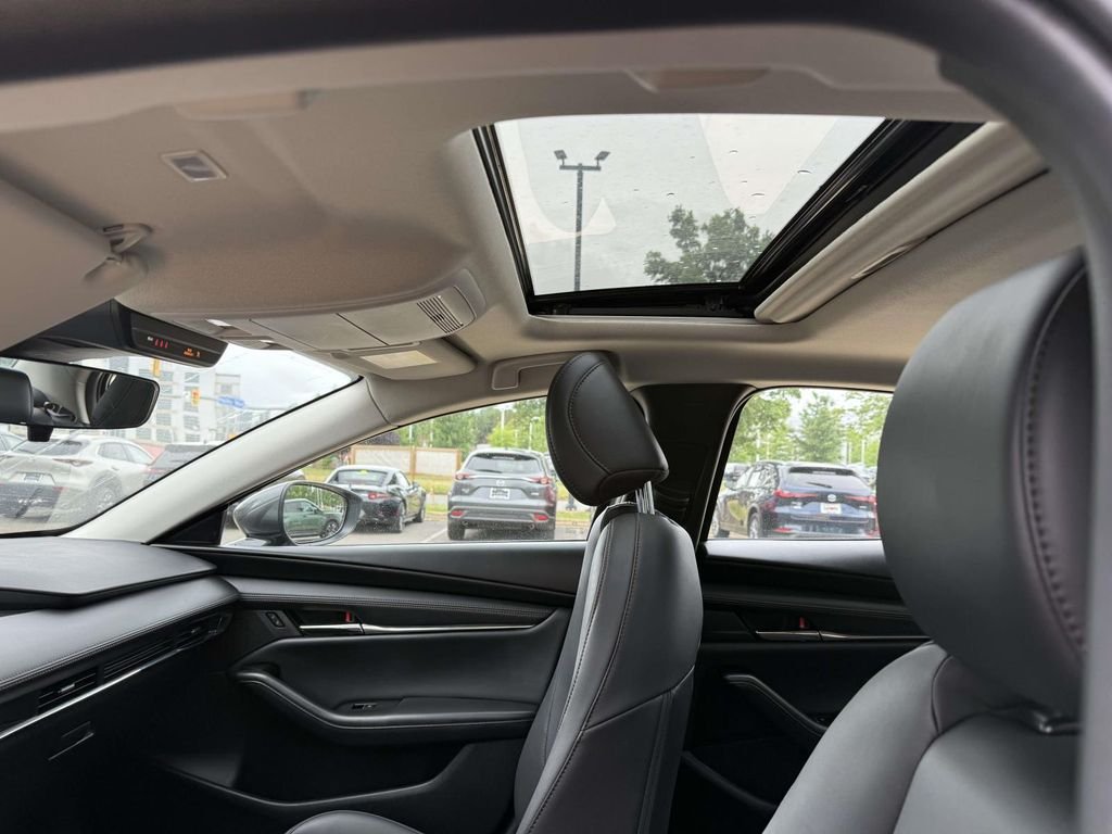 Used 2023 Gray Mazda 2.5 S Preferred Package image 4
