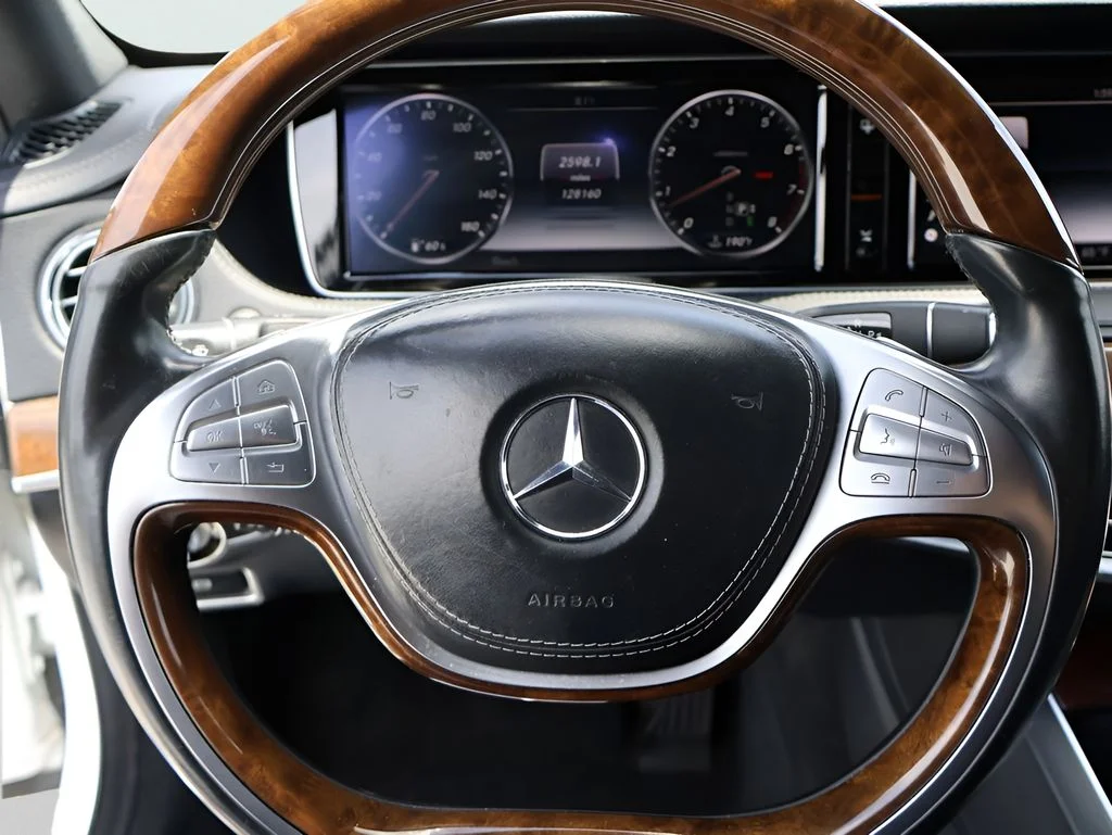 Used 2015 designo Diamond White Mercedes-Benz S 550 image 31
