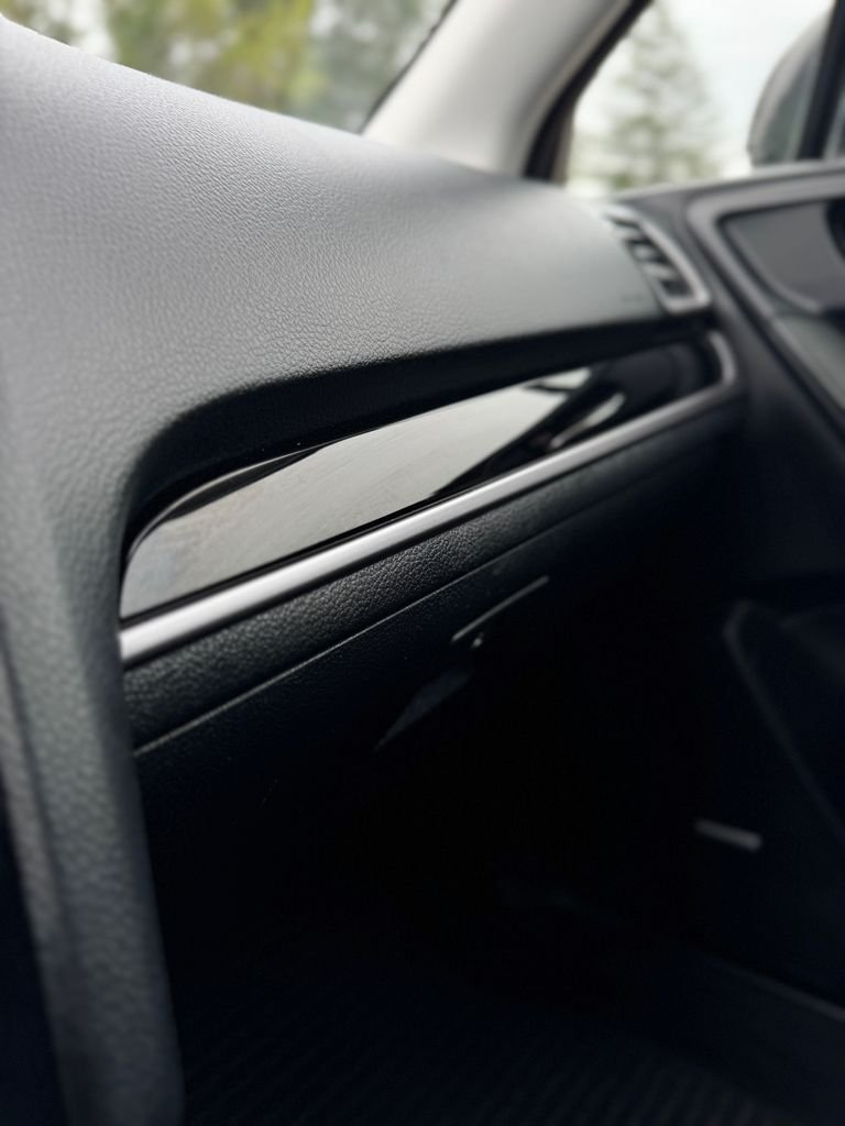 Used 2018 Crystal Black Silica Subaru 2.5i Limited image 30