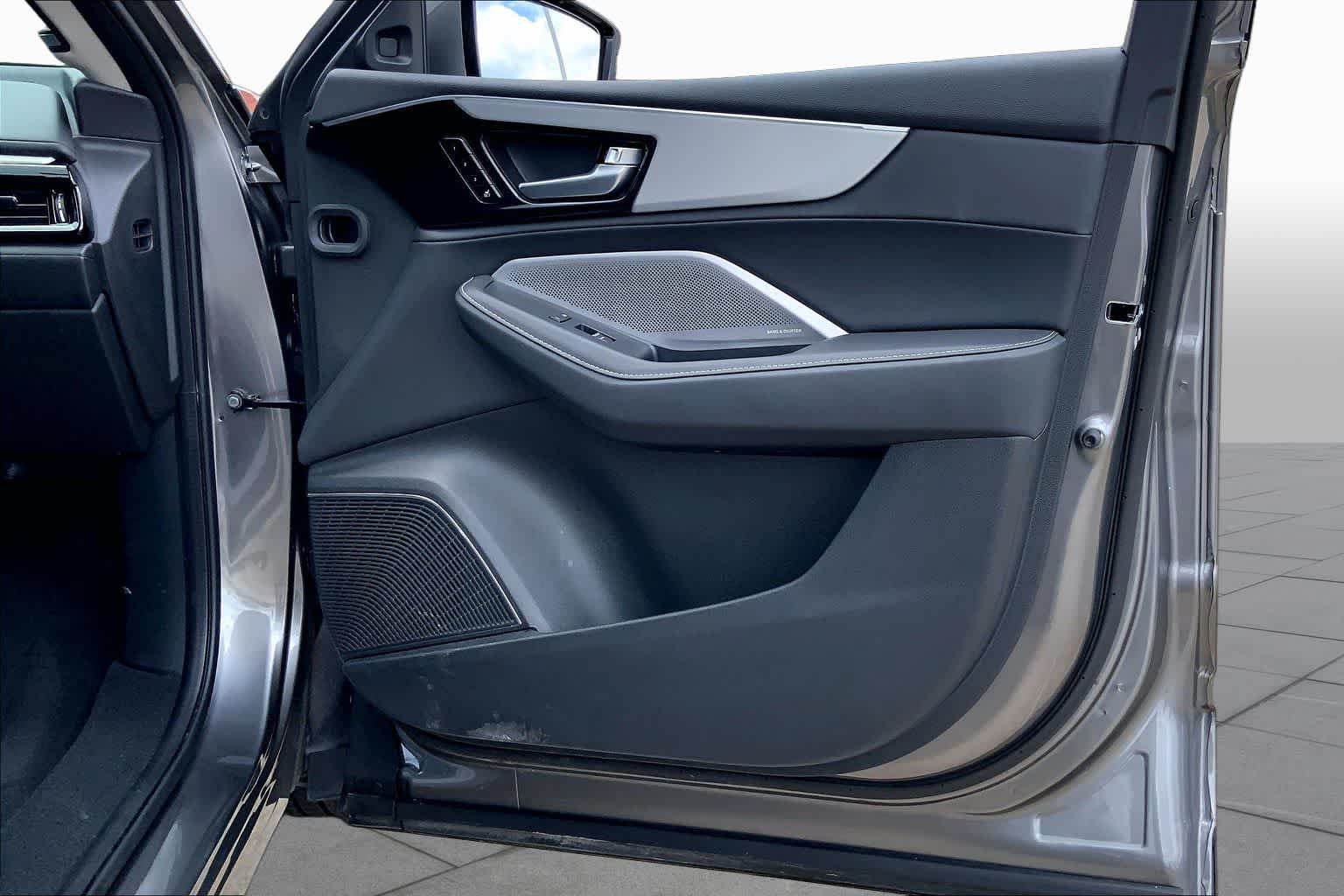 Used 2026 Liquid Carbon Metallic Acura w/Technology Package image 21