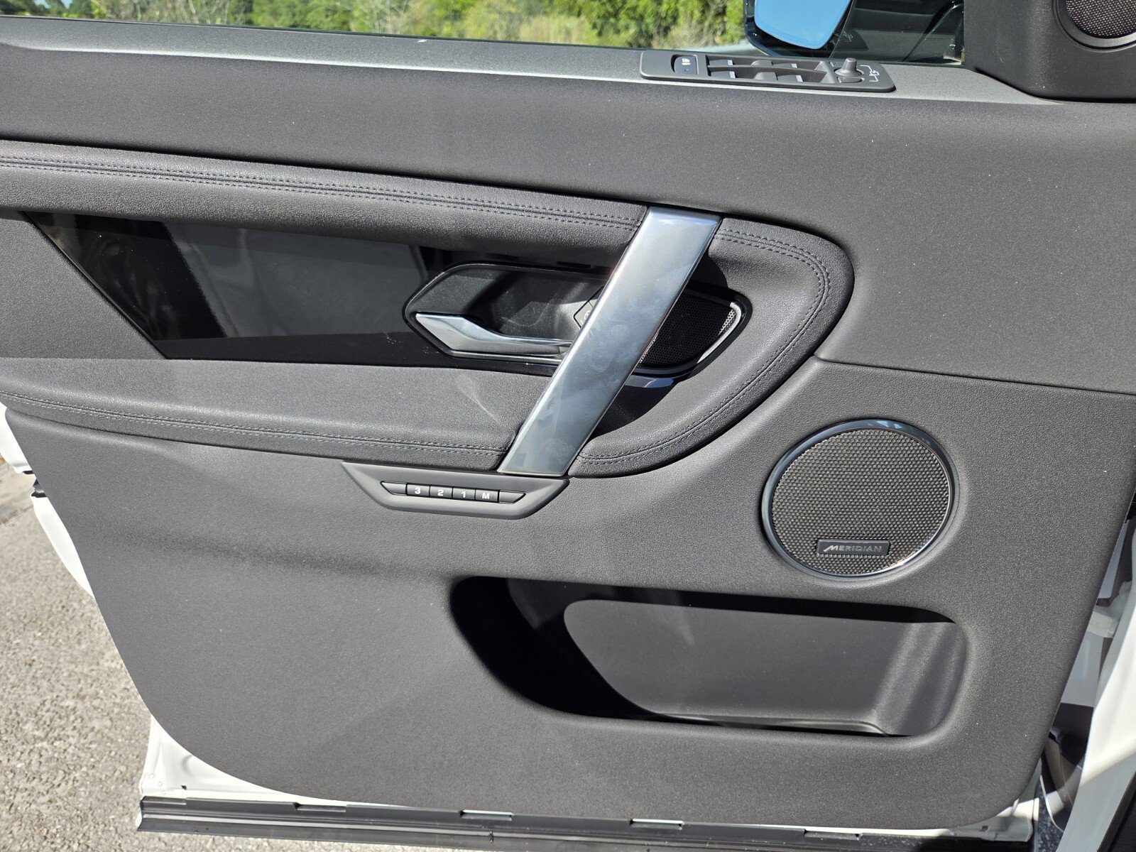 2025 Land Rover Discovery Sport S - Photo 15