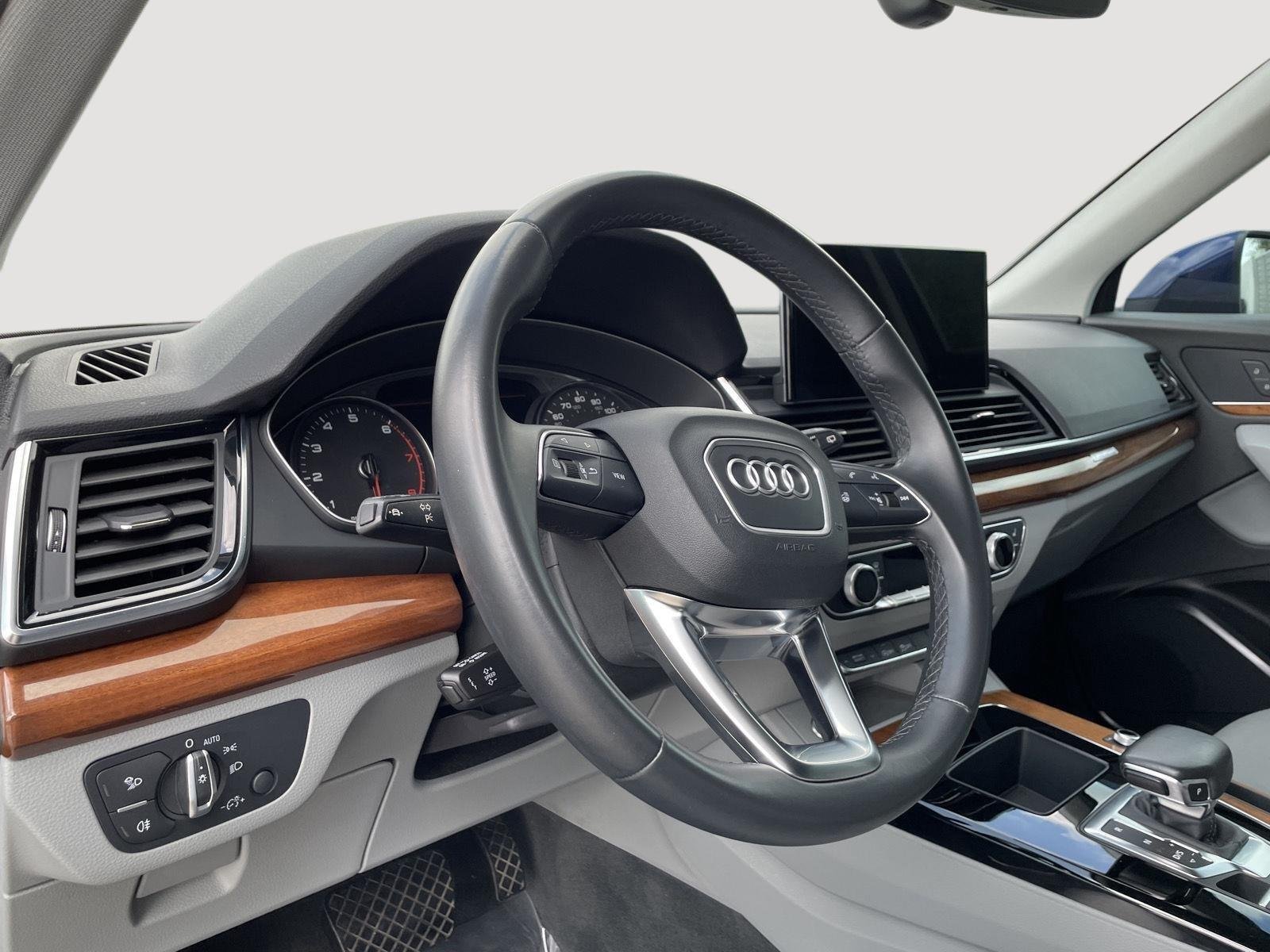 Used 2022 Navarra Blue Metallic Audi S line Premium image 23
