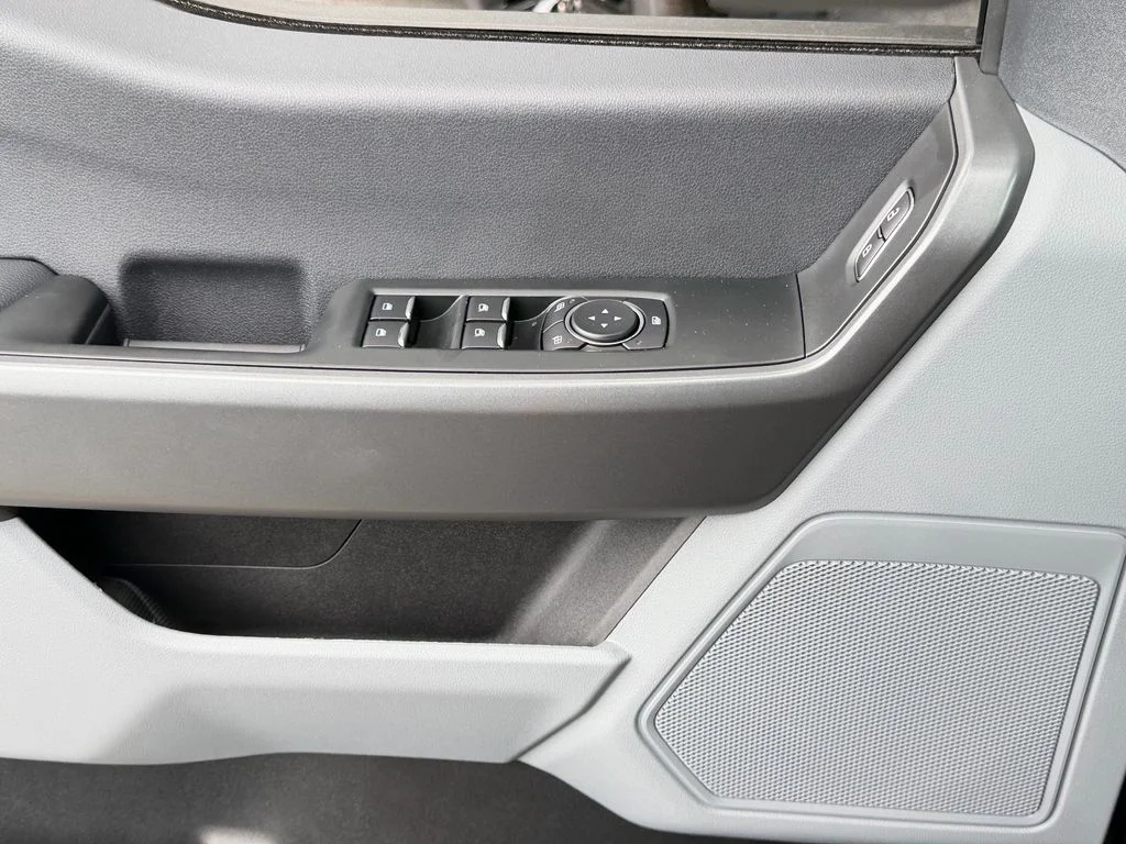 New 2026 Agate Black Metallic Ford F-250® XLT image 15