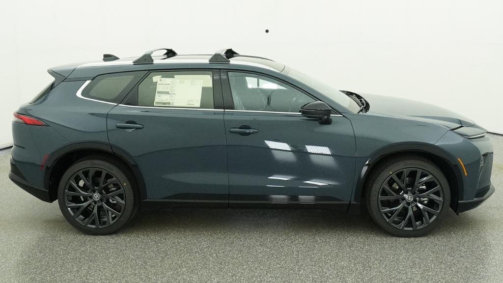 View vehicle photo 5