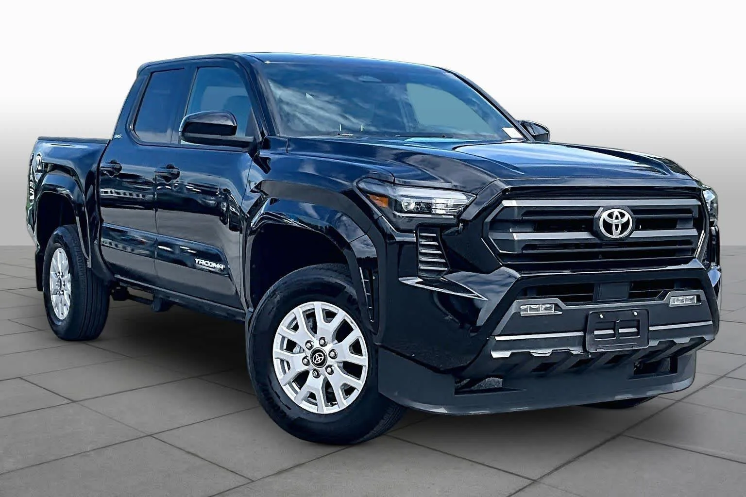 Used 2025 Black Toyota SR5 image 3