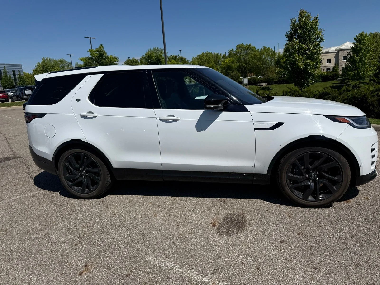 Used 2022 White Land Rover  image 4