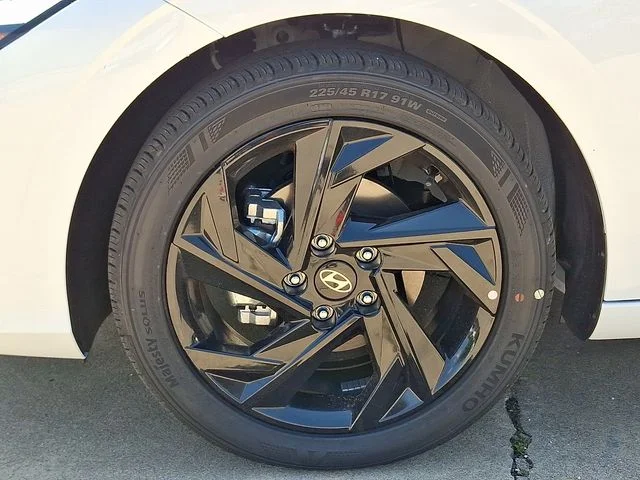 New 2026 White Hyundai SEL Sport image 16