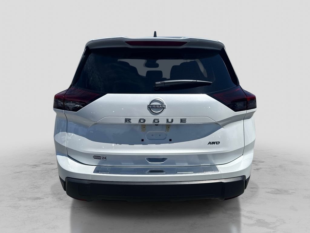 Used 2026 White Nissan SV image 4
