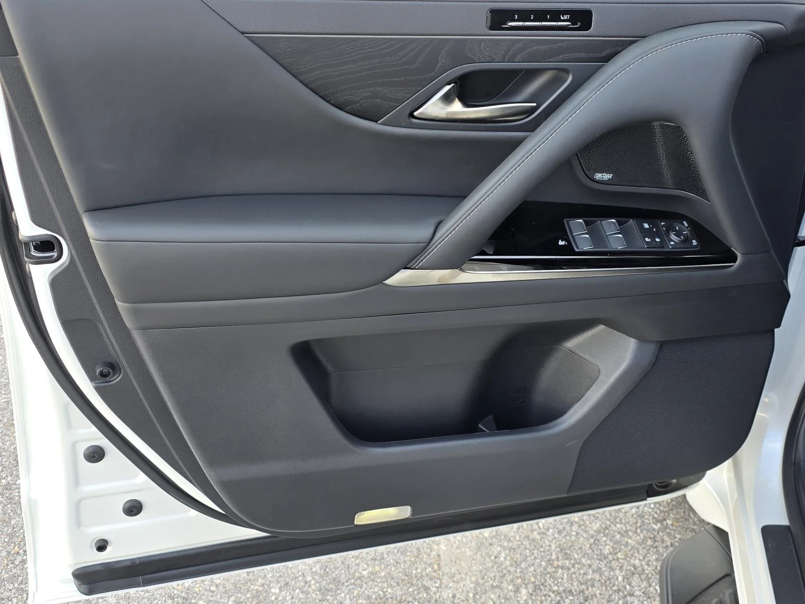 2026 Lexus LX 600 Luxury - Photo 43
