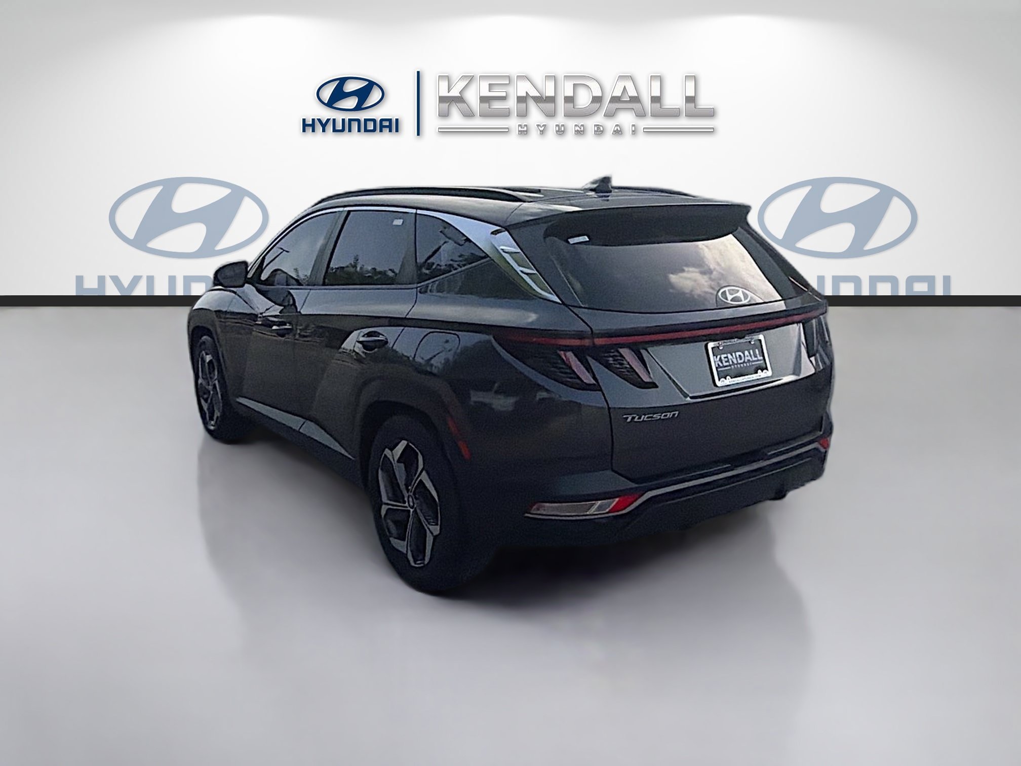 Used 2022 Portofino Gray Hyundai SEL image 4
