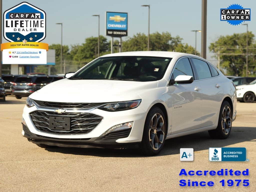 Used 2024 Summit White Chevrolet 1LT image 3