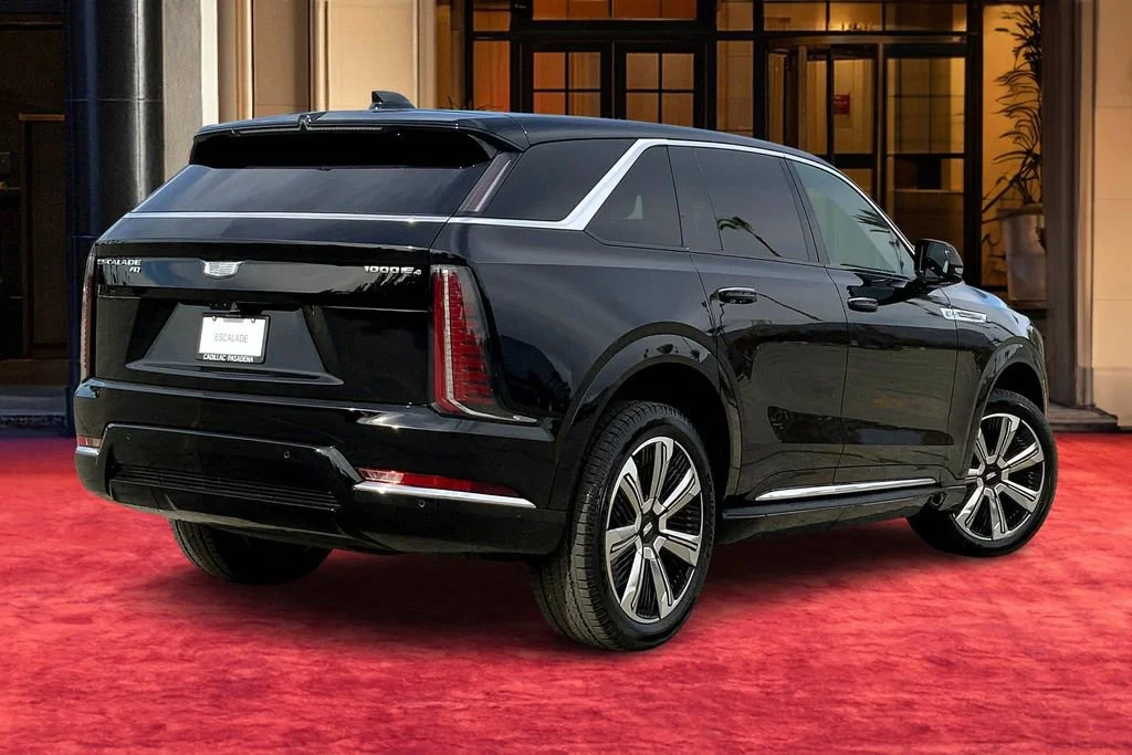 2025 Cadillac Escalade IQ Luxury 2 - Photo 6