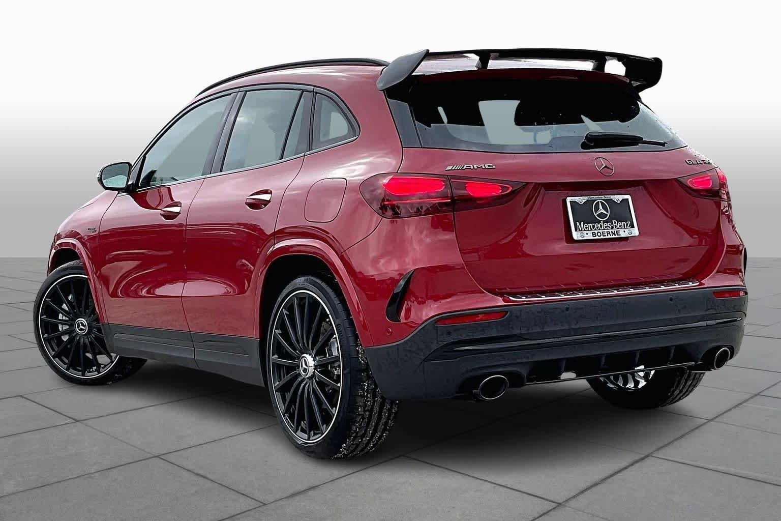 New 2026 MANUFAKTUR Patagonia Red Metallic Mercedes-Benz AMG® GLA 35 4MATIC® SUV image 3