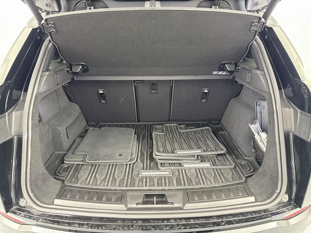 Used 2026 Black Land Rover Core S image 27