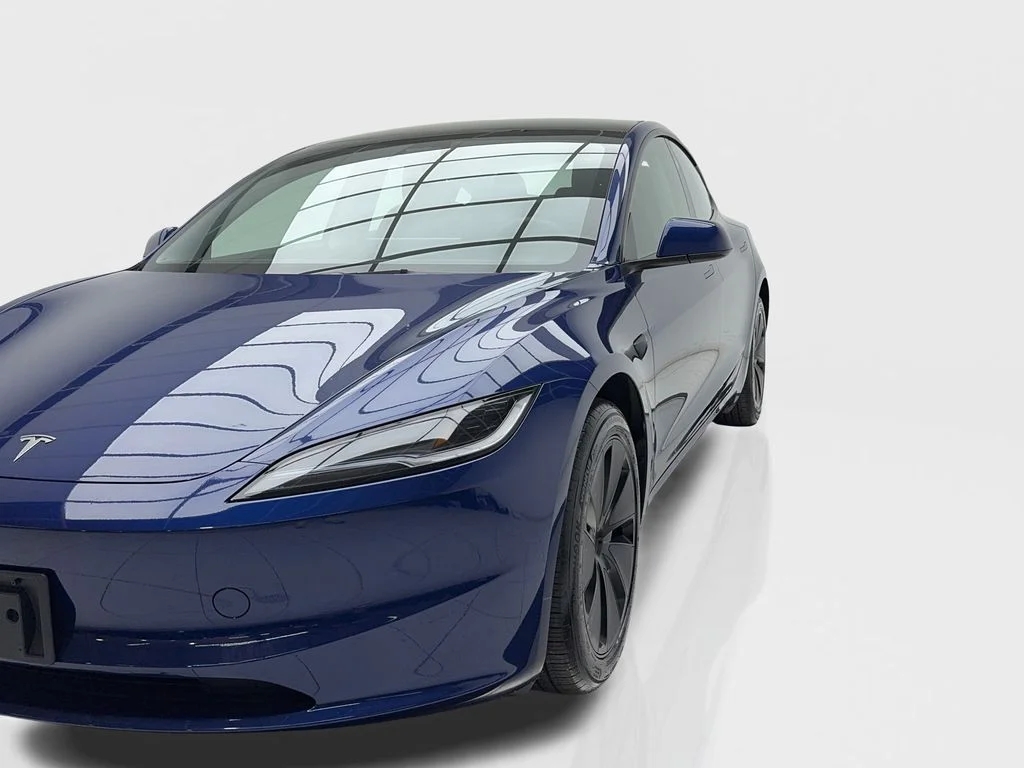Used 2025 Blue Tesla Long Range NAV,CAM,PANO,HTD STS,BLIND SPOT,18" WLS image 3