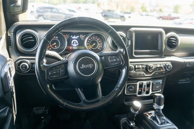Used 2022 Beige Jeep Sport image 14
