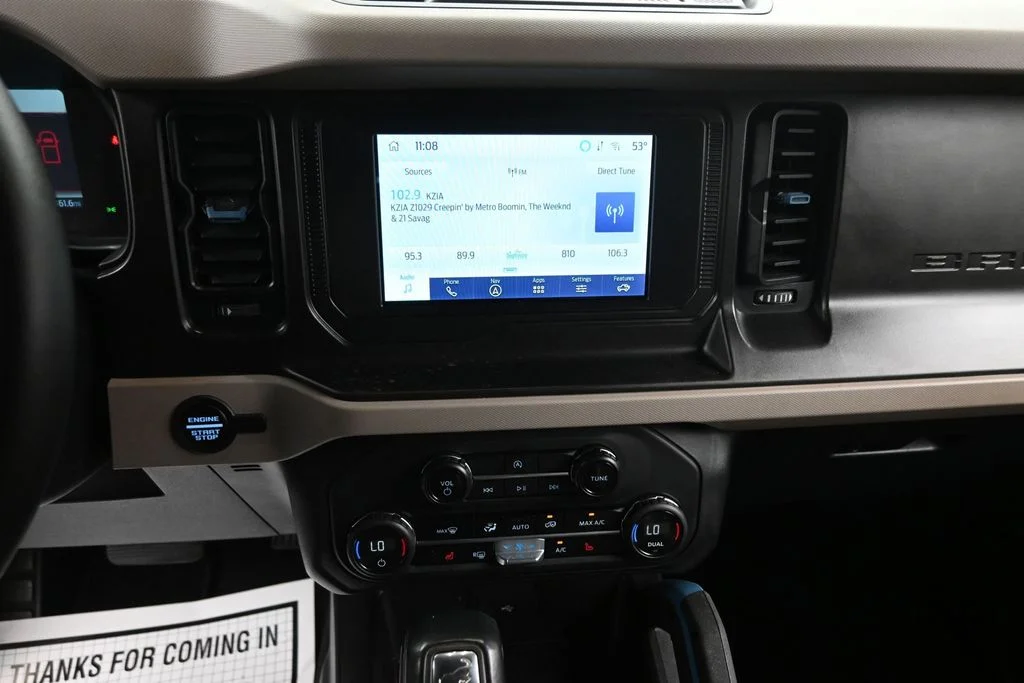 Used 2023 Red Ford Wildtrak image 10